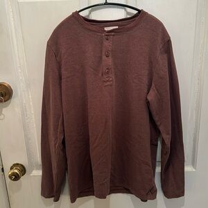 Taylor Stitch heavy bag Henley. Plum. Large/42